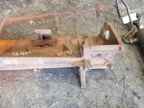 John Deere 6215r, 6m, 6r Series, Exhaust Bracket Support L213284 - Système d'échappement: photos 4 John Deere 6215r, 6m, 6r Series, Exhaust Bracket Support L213284 - Système d'échappement: photos 4