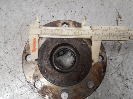 Manitou Maniscopic Dana Spicer Clark Hurth Axle Input Flange 717.14.046.01 - Essieu et pièces pour Chariot télescopique: photos 2 Manitou Maniscopic Dana Spicer Clark Hurth Axle Input Flange 717.14.046.01 - Essieu et pièces pour Chariot télescopique: photos 2
