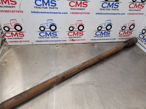 Massey Ferguson 275, 290 Front Axle Propeller Drive Shaft 1683836m1, 1683341m1 - Essieu avant: photos 1 Massey Ferguson 275, 290 Front Axle Propeller Drive Shaft 1683836m1, 1683341m1 - Essieu avant: photos 1
