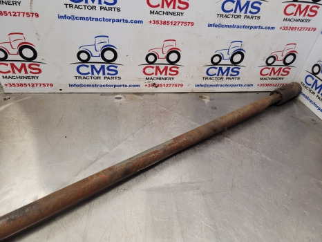 Massey Ferguson 275, 290 Front Axle Propeller Drive Shaft 1683836m1, 1683341m1 - Essieu avant: photos 2 Massey Ferguson 275, 290 Front Axle Propeller Drive Shaft 1683836m1, 1683341m1 - Essieu avant: photos 2