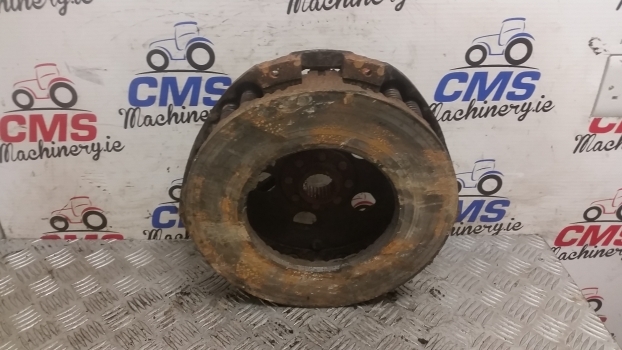Massey Ferguson 290, 390, 590, 690 Clutch Pressure Plate 1867436m91 - Embrayage et pièces pour Tracteur agricole: photos 2 Massey Ferguson 290, 390, 590, 690 Clutch Pressure Plate 1867436m91 - Embrayage et pièces pour Tracteur agricole: photos 2
