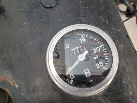 Massey Ferguson 290 Dash Steering Panel, Wheel, Wiring Loom 1674232m1 - Cabine et intérieur: photos 3 Massey Ferguson 290 Dash Steering Panel, Wheel, Wiring Loom 1674232m1 - Cabine et intérieur: photos 3