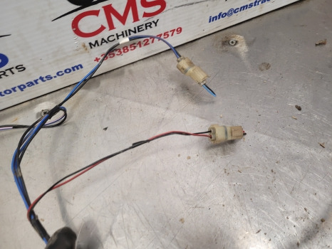Massey Ferguson 4355, 4255, 4245 Cab Roof Wiring Loom Roof Wiring Loom - Câble/ Fil: photos 5 Massey Ferguson 4355, 4255, 4245 Cab Roof Wiring Loom Roof Wiring Loom - Câble/ Fil: photos 5