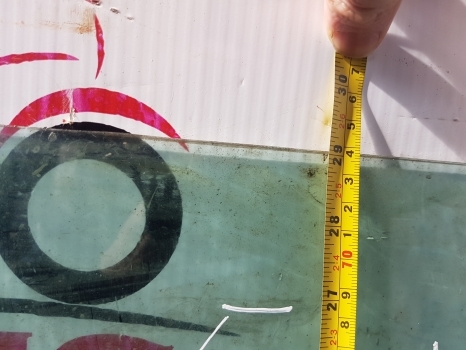 Massey Ferguson 50 Hx Cab Side Rear Glass Left. - Fenêtre et pièces pour Tractopelle: photos 4 Massey Ferguson 50 Hx Cab Side Rear Glass Left. - Fenêtre et pièces pour Tractopelle: photos 4