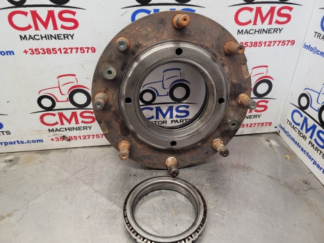 Massey Ferguson 5450, 5609 Front Axle Hub Bolt Plate 7330600701, 733.06.007.01 - Essieu avant: photos 1 Massey Ferguson 5450, 5609 Front Axle Hub Bolt Plate 7330600701, 733.06.007.01 - Essieu avant: photos 1