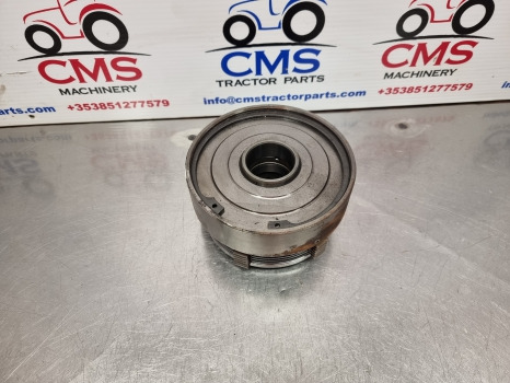 Massey Ferguson 5612, 5400, 5600, 5700, 6700 Front Axle Hub Fwd 4305365m14 - Essieu avant: photos 4 Massey Ferguson 5612, 5400, 5600, 5700, 6700 Front Axle Hub Fwd 4305365m14 - Essieu avant: photos 4
