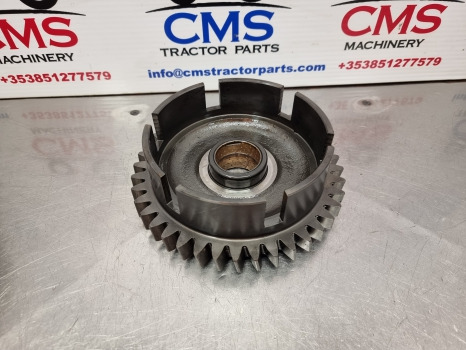 Massey Ferguson 5612, 5400, 5600, 5700, 6700 Fwd Pinion Gear 40t 4312917m92 - Essieu avant: photos 3 Massey Ferguson 5612, 5400, 5600, 5700, 6700 Fwd Pinion Gear 40t 4312917m92 - Essieu avant: photos 3