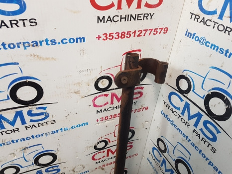 Massey Ferguson 5612, 5600, 6600, 7600 Series, Cab Door Handle Rh 4353910m3 - Portière et pièces: photos 2 Massey Ferguson 5612, 5600, 6600, 7600 Series, Cab Door Handle Rh 4353910m3 - Portière et pièces: photos 2