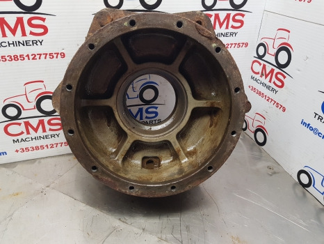Massey Ferguson 690, 590, 699, 698 Front Axle Hub Bolt Plate 1423784m3, 1423784 - Essieu avant: photos 3 Massey Ferguson 690, 590, 699, 698 Front Axle Hub Bolt Plate 1423784m3, 1423784 - Essieu avant: photos 3
