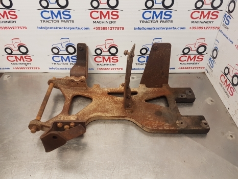 Mccormick Mc115, Mc95, Mc105 Bonnet, Hood Support 358001a1, 706569a2, 704107a2 - Capot pour Tracteur agricole: photos 1 Mccormick Mc115, Mc95, Mc105 Bonnet, Hood Support 358001a1, 706569a2, 704107a2 - Capot pour Tracteur agricole: photos 1