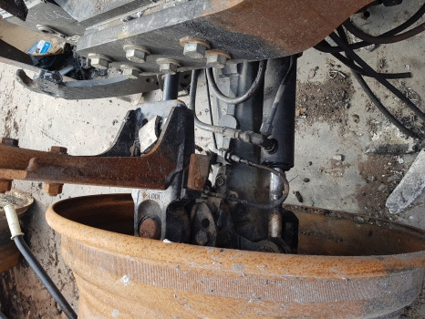 New Holland T7.260 Front, Rear Axle, Engine, Pto, Hydraulic, Linkage Parts - Moteur: photos 4 New Holland T7.260 Front, Rear Axle, Engine, Pto, Hydraulic, Linkage Parts - Moteur: photos 4