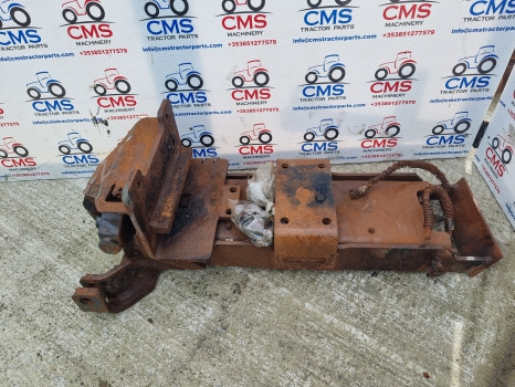New Holland T7.270, T7, Case Puma, T7.260 Pick Up Hitch Complete 48028709 - Frame/ Châssis: photos 1 New Holland T7.270, T7, Case Puma, T7.260 Pick Up Hitch Complete 48028709 - Frame/ Châssis: photos 1
