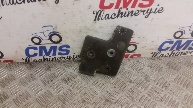 New Holland T7, Tm, T7000, Tm7000 Series Tm120 Control Valve Plate 5190710 - Valve hydraulique pour Tracteur agricole: photos 1 New Holland T7, Tm, T7000, Tm7000 Series Tm120 Control Valve Plate 5190710 - Valve hydraulique pour Tracteur agricole: photos 1