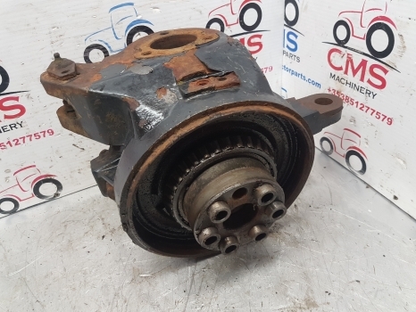 New Holland Tl, Tla 80, 90, 100 Front Axle Swivel Housing Rhs 5181313, 44913625 - Essieu avant pour Tracteur agricole: photos 4 New Holland Tl, Tla 80, 90, 100 Front Axle Swivel Housing Rhs 5181313, 44913625 - Essieu avant pour Tracteur agricole: photos 4