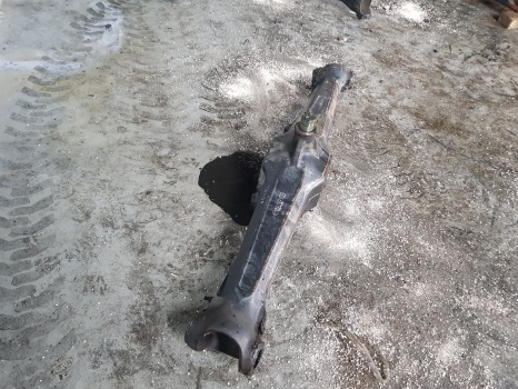 New Holland Tm, Tsa Ts115a Front Axle Housing 5182893, 87309763, 87652088 - Essieu avant pour Tracteur agricole: photos 4 New Holland Tm, Tsa Ts115a Front Axle Housing 5182893, 87309763, 87652088 - Essieu avant pour Tracteur agricole: photos 4