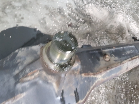 New Holland Tm, Tsa Ts115a Front Axle Housing 5182893, 87309763, 87652088 - Essieu avant pour Tracteur agricole: photos 2 New Holland Tm, Tsa Ts115a Front Axle Housing 5182893, 87309763, 87652088 - Essieu avant pour Tracteur agricole: photos 2