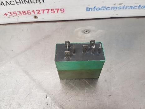 New Holland Tm140, 120, 130 Case Mxm120, 130, 140 Relay Module 82006159 - Relais pour Tracteur agricole: photos 4 New Holland Tm140, 120, 130 Case Mxm120, 130, 140 Relay Module 82006159 - Relais pour Tracteur agricole: photos 4