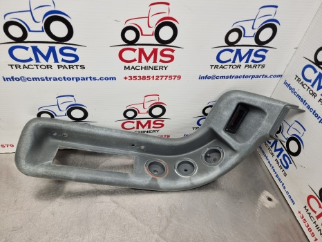 New Holland Ts115, Tm115, Tm125, Ts90 Air Conditioning Panel 82011639, 82034494 - Cabine et intérieur: photos 1 New Holland Ts115, Tm115, Tm125, Ts90 Air Conditioning Panel 82011639, 82034494 - Cabine et intérieur: photos 1