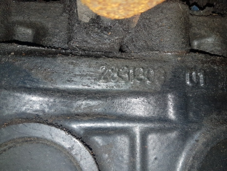 New Holland Ts115a Delta Engine Head, Block, Cranckshaft Nut 2831308, 2830760 - Moteur: photos 3 New Holland Ts115a Delta Engine Head, Block, Cranckshaft Nut 2831308, 2830760 - Moteur: photos 3