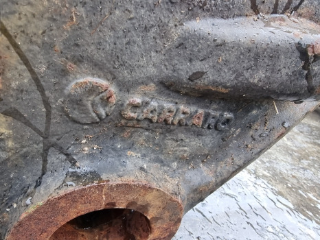 Renault Ares 836, 656 Rx/rz Front Axle Beam Housing 12057, 6000104413 - Essieu avant: photos 3 Renault Ares 836, 656 Rx/rz Front Axle Beam Housing 12057, 6000104413 - Essieu avant: photos 3