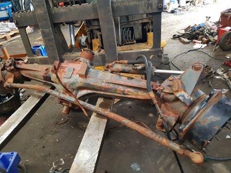 Same Lamborghini R955, R784 Front Axle Nt 169/171 4310.0, 226.4333.0, 178.4313.0 - Essieu avant pour Tracteur agricole: photos 1 Same Lamborghini R955, R784 Front Axle Nt 169/171 4310.0, 226.4333.0, 178.4313.0 - Essieu avant pour Tracteur agricole: photos 1