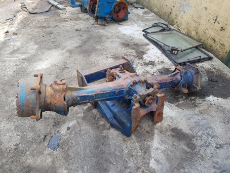 Same Panther 90 Front Axle Hub Lhs, Beam, Differential 0.169.4331.0/20 - Essieu avant pour Machine agricole: photos 1 Same Panther 90 Front Axle Hub Lhs, Beam, Differential 0.169.4331.0/20 - Essieu avant pour Machine agricole: photos 1