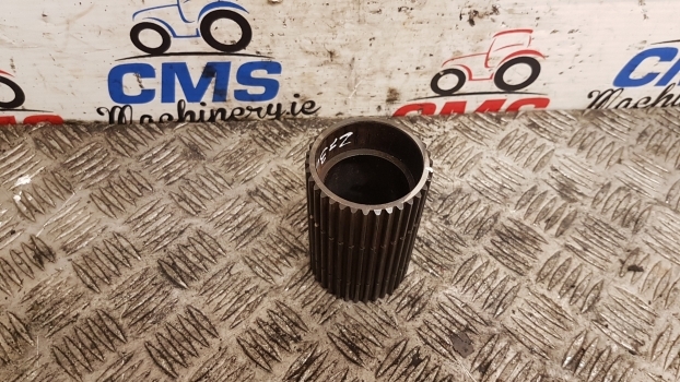 Same Rubin 120 Iron, Silver, Titan Series Transmission Gear Z34 0.0084499.0/10 - Transmission pour Tracteur agricole: photos 2 Same Rubin 120 Iron, Silver, Titan Series Transmission Gear Z34 0.0084499.0/10 - Transmission pour Tracteur agricole: photos 2