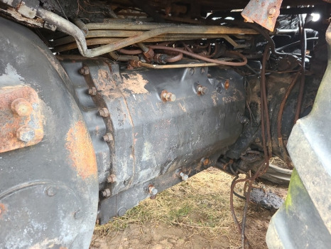 Valtra S280 Transmission Gearbox Complete V34074300, V34074400, V35081000 - Transmission pour Matériel de manutention: photos 1 Valtra S280 Transmission Gearbox Complete V34074300, V34074400, V35081000 - Transmission pour Matériel de manutention: photos 1