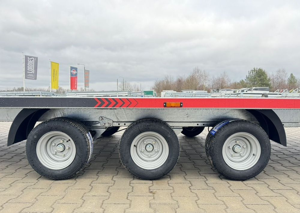 Lorries Lorries PLI35-6021 - laweta trzyosiowa uchylna lampy LED pompa hydrauliczna wypełnienie podłogi ALU - Remorque porte-voitures: photos 5 Lorries Lorries PLI35-6021 - laweta trzyosiowa uchylna lampy LED pompa hydrauliczna wypełnienie podłogi ALU - Remorque porte-voitures: photos 5