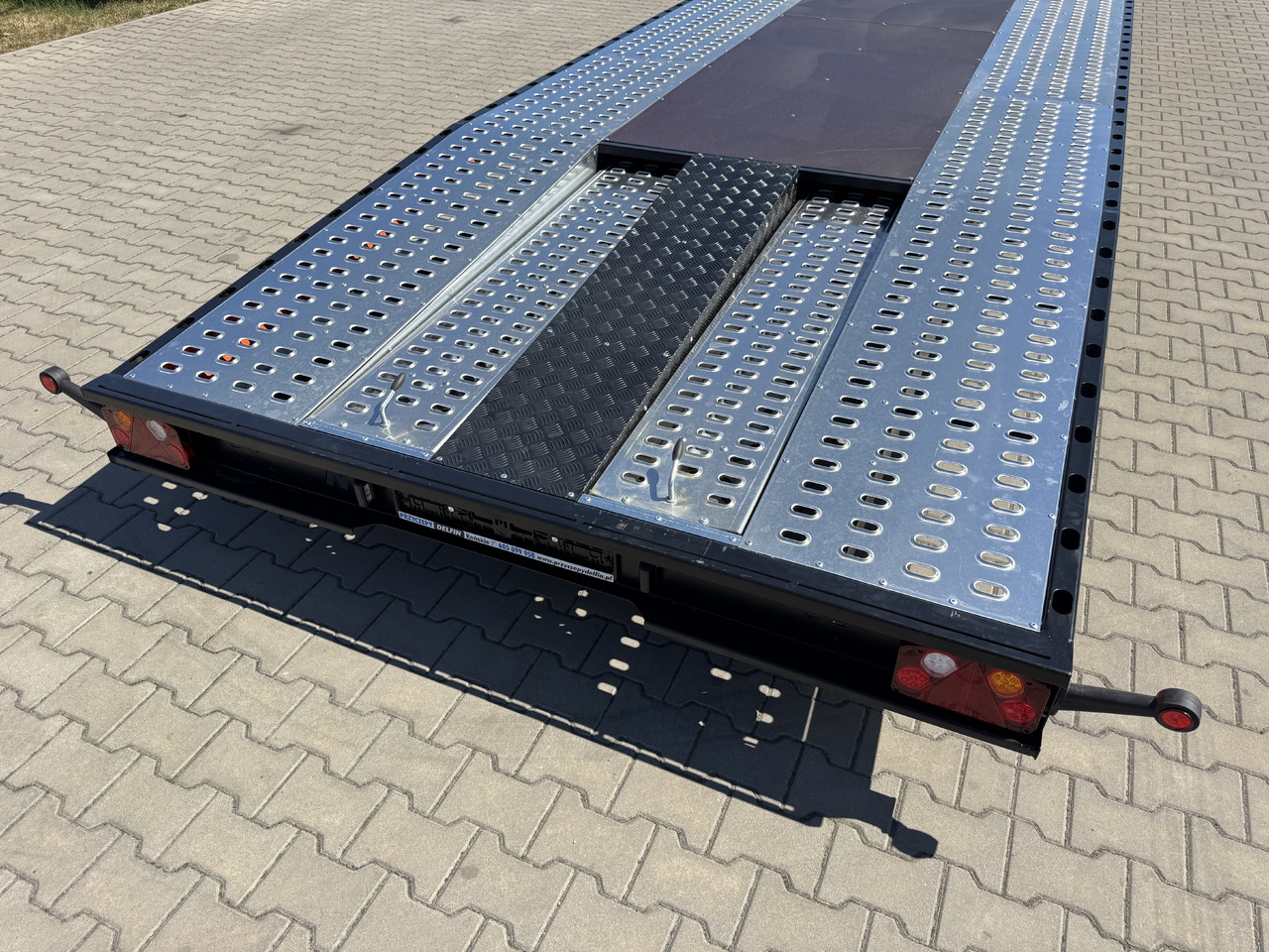 Remorque porte-voitures neuf NIEWIADÓW Indiana Premium Color 850 x 210 cm | 3500 kg: photos 7 Remorque porte-voitures neuf NIEWIADÓW Indiana Premium Color 850 x 210 cm | 3500 kg: photos 7