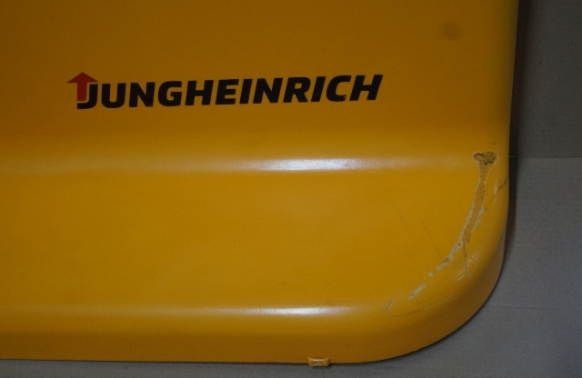 Jungheinrich 50425944 | cover EJC - Carrosserie et extérieur pour Matériel de manutention: photos 2 Jungheinrich 50425944 | cover EJC - Carrosserie et extérieur pour Matériel de manutention: photos 2
