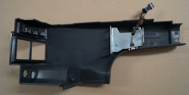 Jungheinrich 50441383 | Right cover ECE till year 2016 - Cabine et intérieur pour Matériel de manutention: photos 3 Jungheinrich 50441383 | Right cover ECE till year 2016 - Cabine et intérieur pour Matériel de manutention: photos 3