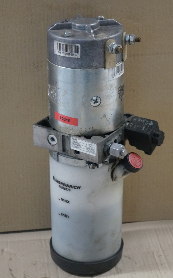 Jungheinrich 51006444 | Lifting motor with tank 24V 2,2KW 120A 2600 min-1 ISKRA Lifting motor with tank 24V 2,2KW 120A 2600 min-1 ISKRA code R932005574 for ERE225 year 2010 - Pompe hydraulique pour Matériel de manutention: photos 1 Jungheinrich 51006444 | Lifting motor with tank 24V 2,2KW 120A 2600 min-1 ISKRA Lifting motor with tank 24V 2,2KW 120A 2600 min-1 ISKRA code R932005574 for ERE225 year 2010 - Pompe hydraulique pour Matériel de manutention: photos 1