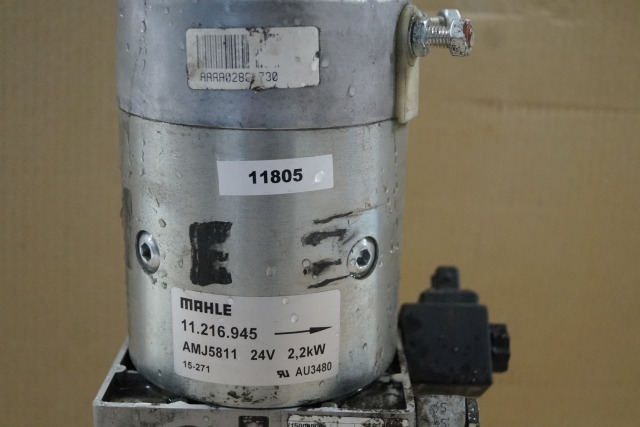 Jungheinrich 51006444 | Pump unit 24V 2,2KW Mahle AMJ5811 Pump motor 51056970 Pump unit 24V 2,2KW Mahle AMJ5811 Pump motor 51056970 Tank 51038870 Valve block 51341531 for ERE225 - Pompe hydraulique pour Matériel de manutention: photos 2 Jungheinrich 51006444 | Pump unit 24V 2,2KW Mahle AMJ5811 Pump motor 51056970 Pump unit 24V 2,2KW Mahle AMJ5811 Pump motor 51056970 Tank 51038870 Valve block 51341531 for ERE225 - Pompe hydraulique pour Matériel de manutention: photos 2