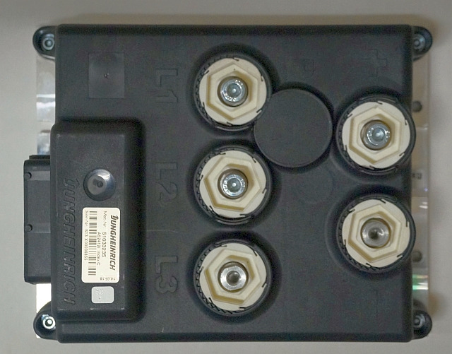 Jungheinrich 51033235 | Rij regeling Drive controller AS2412i index C from ESC21 - Bloc de gestion pour Matériel de manutention: photos 1 Jungheinrich 51033235 | Rij regeling Drive controller AS2412i index C from ESC21 - Bloc de gestion pour Matériel de manutention: photos 1