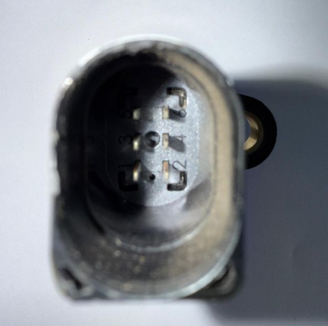 Jungheinrich 51267081 | speed and temperature sensor - Capteur pour Matériel de manutention: photos 2 Jungheinrich 51267081 | speed and temperature sensor - Capteur pour Matériel de manutention: photos 2