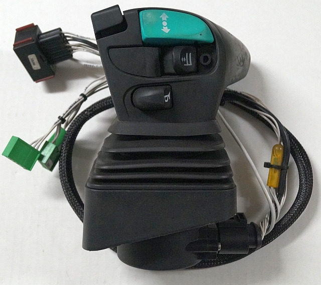 Jungheinrich 51585597 | Joystick Multipilot SN P5300006957H S180100361423 Q630 - Système électrique pour Matériel de manutention: photos 1 Jungheinrich 51585597 | Joystick Multipilot SN P5300006957H S180100361423 Q630 - Système électrique pour Matériel de manutention: photos 1