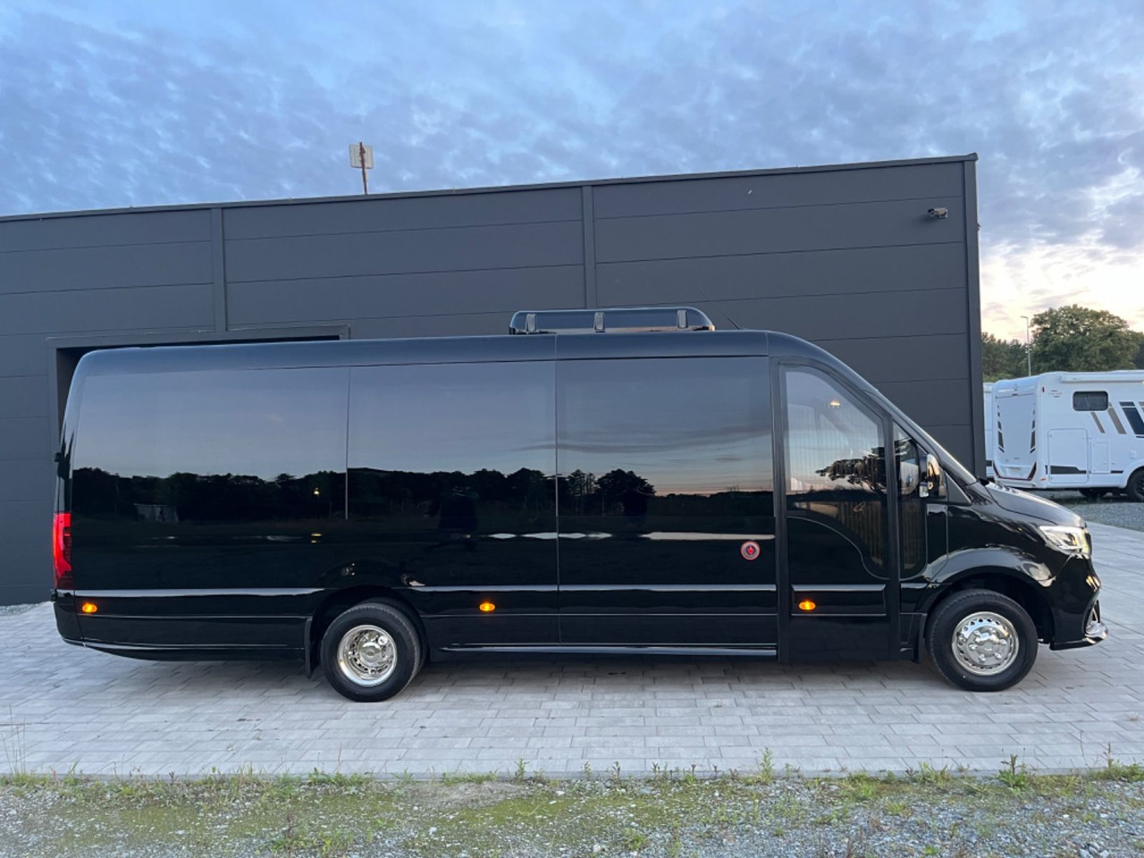 Mercedes-Benz Sprinter 519 XL /19+1+1/Luxury Bus /Coming Soon! Mercedes-Benz Sprinter 519 XL /19+1+1/Luxury /Panorama Windows - Minibus, Transport de personnes: photos 3 Mercedes-Benz Sprinter 519 XL /19+1+1/Luxury Bus /Coming Soon! Mercedes-Benz Sprinter 519 XL /19+1+1/Luxury /Panorama Windows - Minibus, Transport de personnes: photos 3