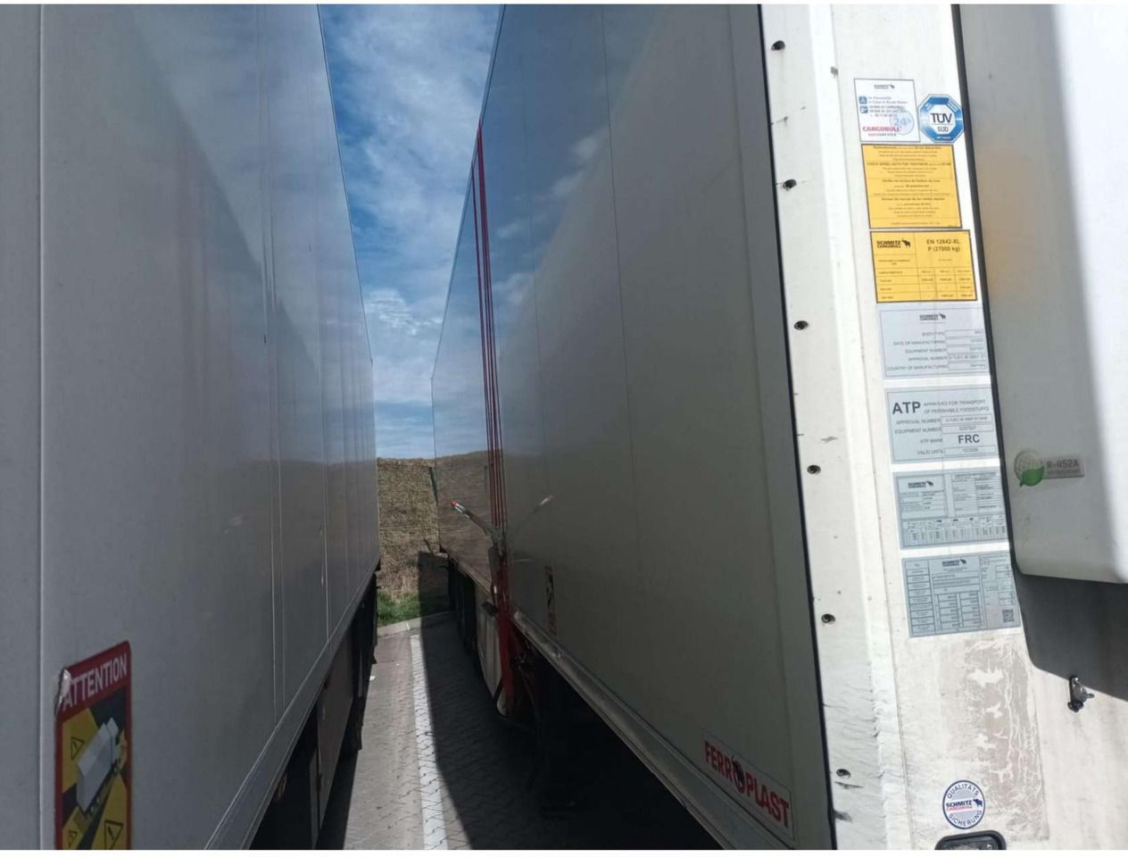 Schmitz Cargobull SKO FP 60 ThermoKing SLXi 300 - Semi-remorque frigorifique: photos 2 Schmitz Cargobull SKO FP 60 ThermoKing SLXi 300 - Semi-remorque frigorifique: photos 2