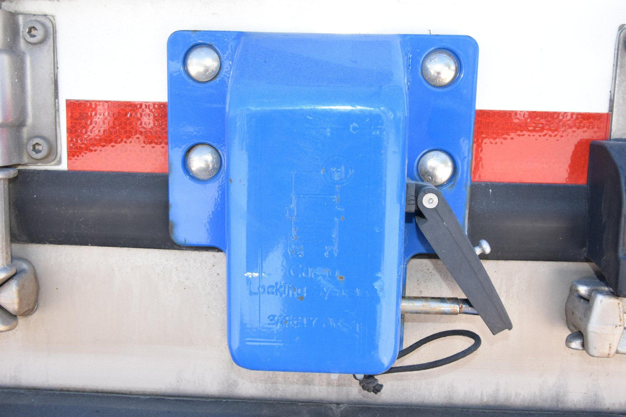 Semi-remorque frigorifique Schmitz Cargobull SKO FP 60 ThermoKing SLXi 300: photos 8 Semi-remorque frigorifique Schmitz Cargobull SKO FP 60 ThermoKing SLXi 300: photos 8