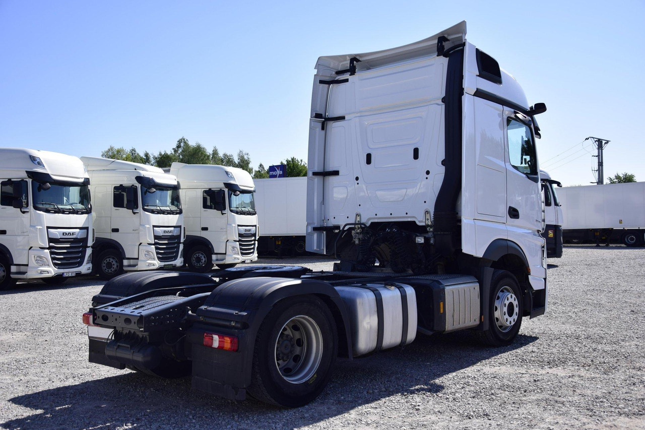 Mercedes-Benz Actros 5 1845 BigSpace - Tracteur routier: photos 4 Mercedes-Benz Actros 5 1845 BigSpace - Tracteur routier: photos 4