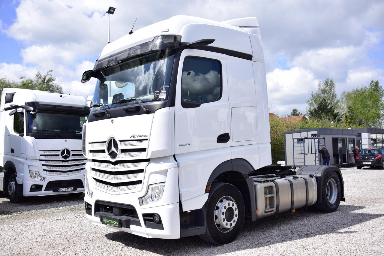 Mercedes-Benz Actros 5 1845 BigSpace - Tracteur routier: photos 1 Mercedes-Benz Actros 5 1845 BigSpace - Tracteur routier: photos 1