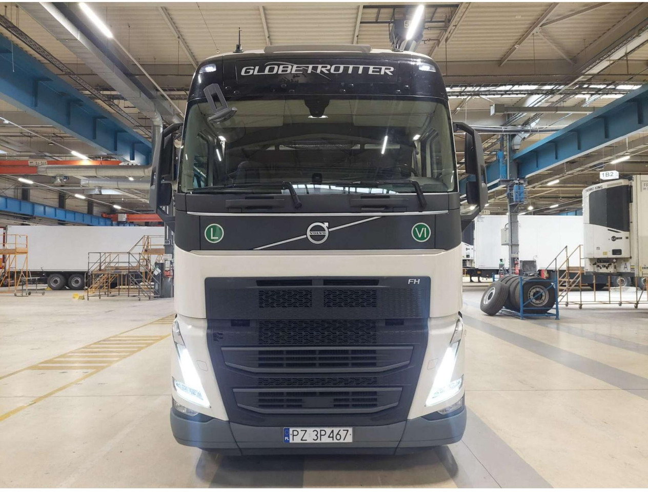 Volvo FH 460 Globetrotter XL i-Save - Tracteur routier: photos 1 Volvo FH 460 Globetrotter XL i-Save - Tracteur routier: photos 1