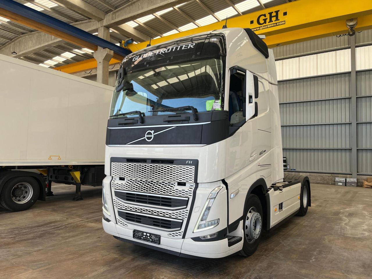 Volvo FH 460 Globetrotter XL i-Save I-ParkCool - Tracteur routier: photos 1 Volvo FH 460 Globetrotter XL i-Save I-ParkCool - Tracteur routier: photos 1