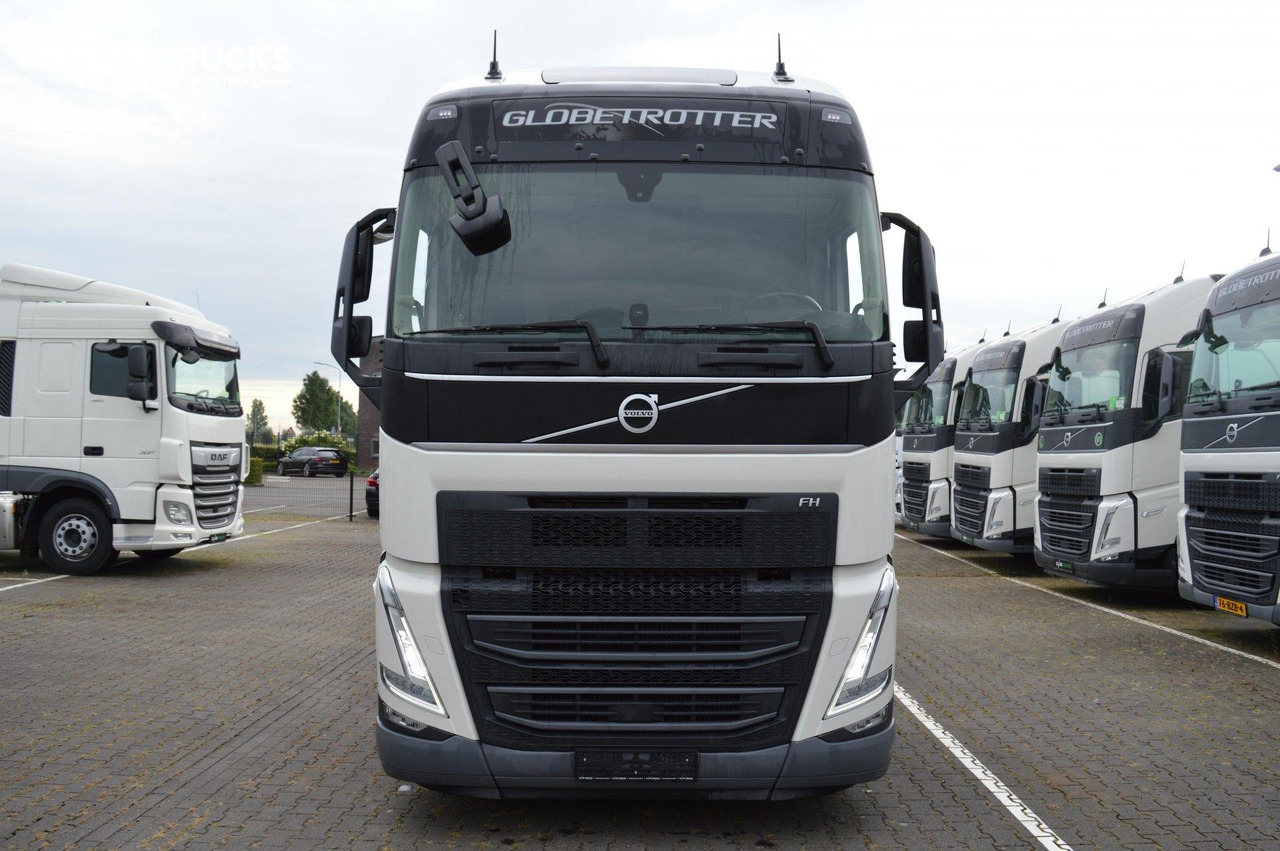 Volvo FH 460 Globetrotter XL i-Save - Tracteur routier: photos 2 Volvo FH 460 Globetrotter XL i-Save - Tracteur routier: photos 2