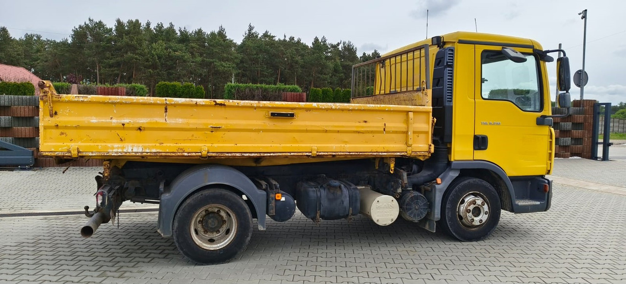 MAN TGL 8.210 * 2007 * 3-stronny KIPER * NOWE OPONY * MANUAL * RESOR * 3 MIEJSCA - Camion benne: photos 4 MAN TGL 8.210 * 2007 * 3-stronny KIPER * NOWE OPONY * MANUAL * RESOR * 3 MIEJSCA - Camion benne: photos 4