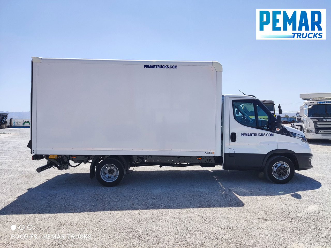 IVECO DAILY 35C16 CAJA CERRADA DOBLE RUEDA - Fourgon grand volume: photos 4 IVECO DAILY 35C16 CAJA CERRADA DOBLE RUEDA - Fourgon grand volume: photos 4