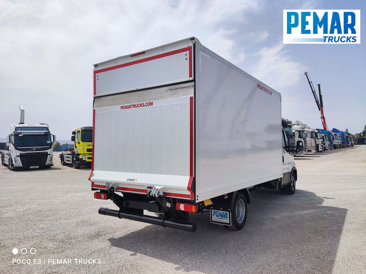 IVECO DAILY 35C16 CAJA CERRADA DOBLE RUEDA - Fourgon grand volume: photos 5 IVECO DAILY 35C16 CAJA CERRADA DOBLE RUEDA - Fourgon grand volume: photos 5