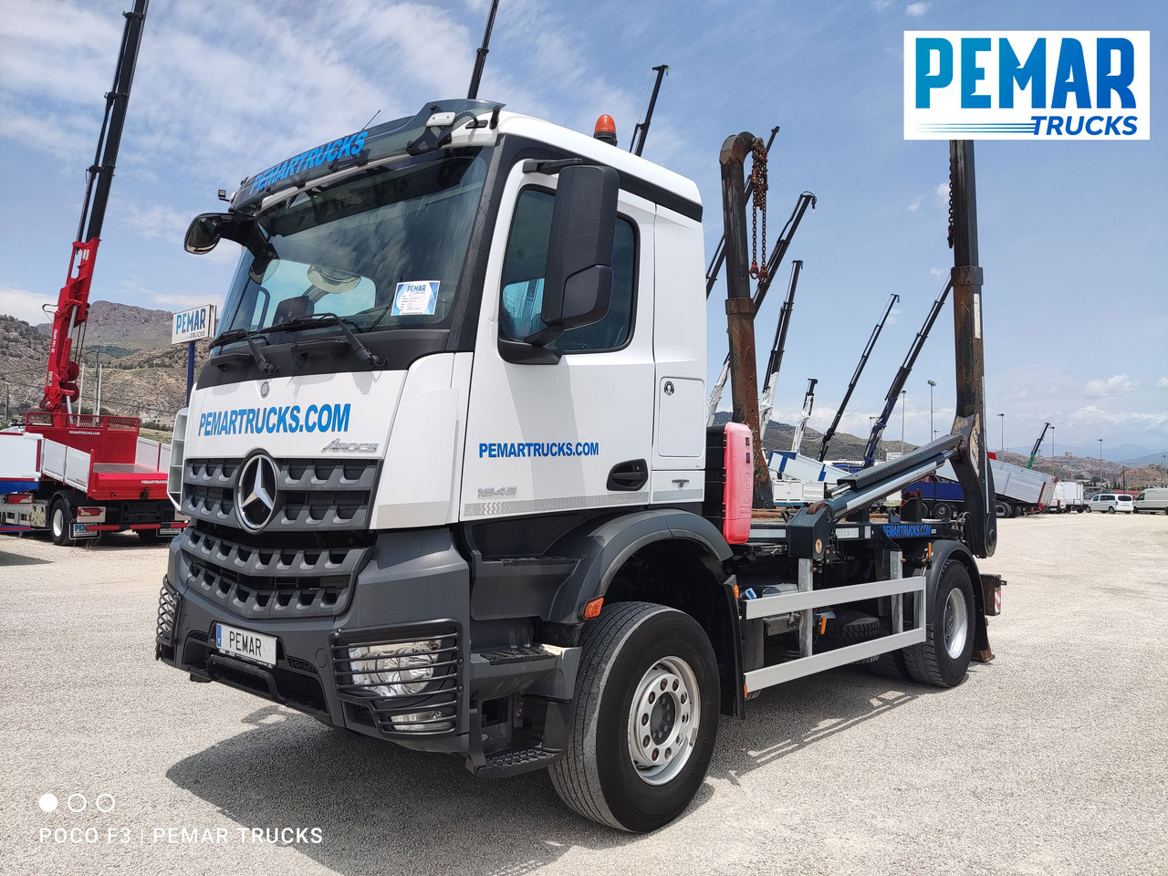 MERCEDES-BENZ AROCS 1845 PORTACONTENEDOR CADENAS - Camion multibenne: photos 1 MERCEDES-BENZ AROCS 1845 PORTACONTENEDOR CADENAS - Camion multibenne: photos 1