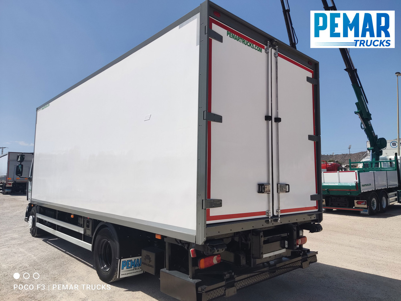 Camion frigorifique RENAULT MIDLUM 270 FRIGORIFICO 16T EURO 5: photos 7